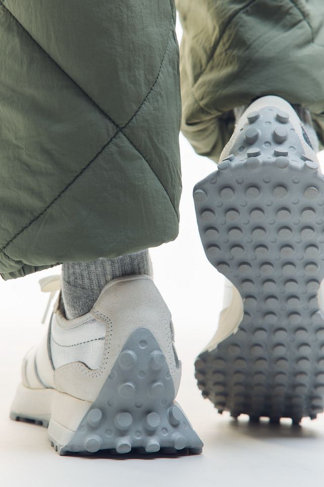 New Balance 327 Sneakers #1