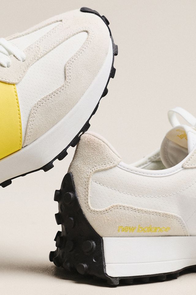 New Balance 327 Sneakers