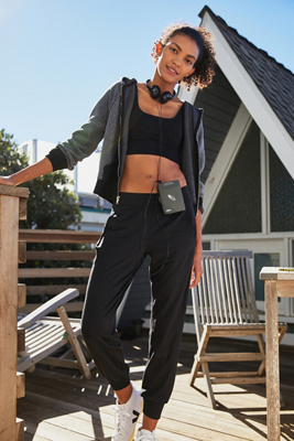 gary yoga pants