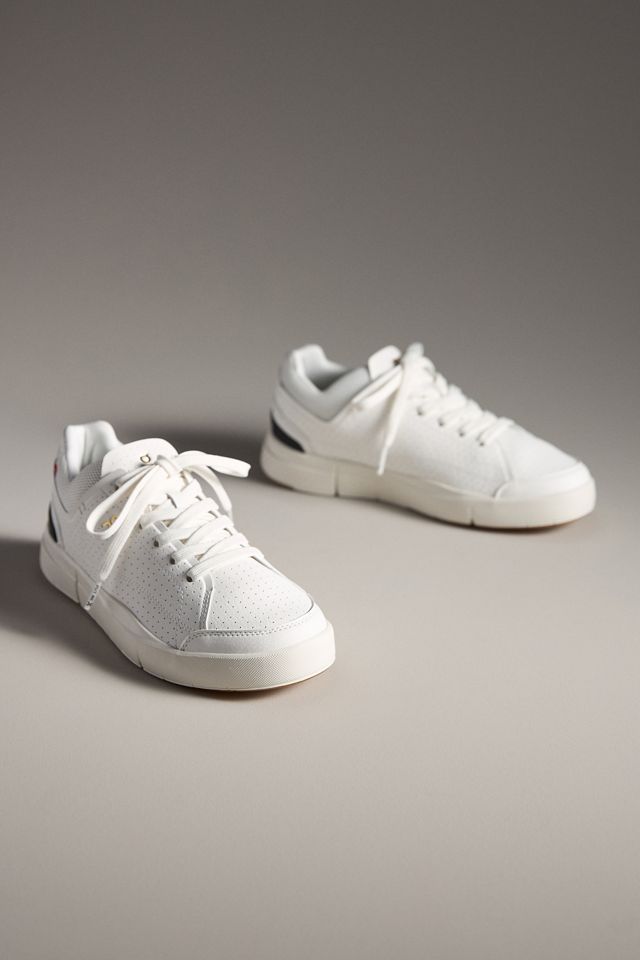 On The Roger Centre Court Sneakers #1