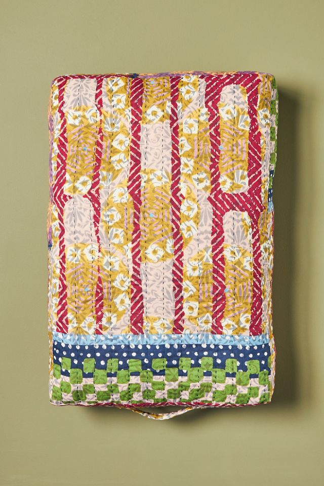 Small Vendima Pet Bed #1