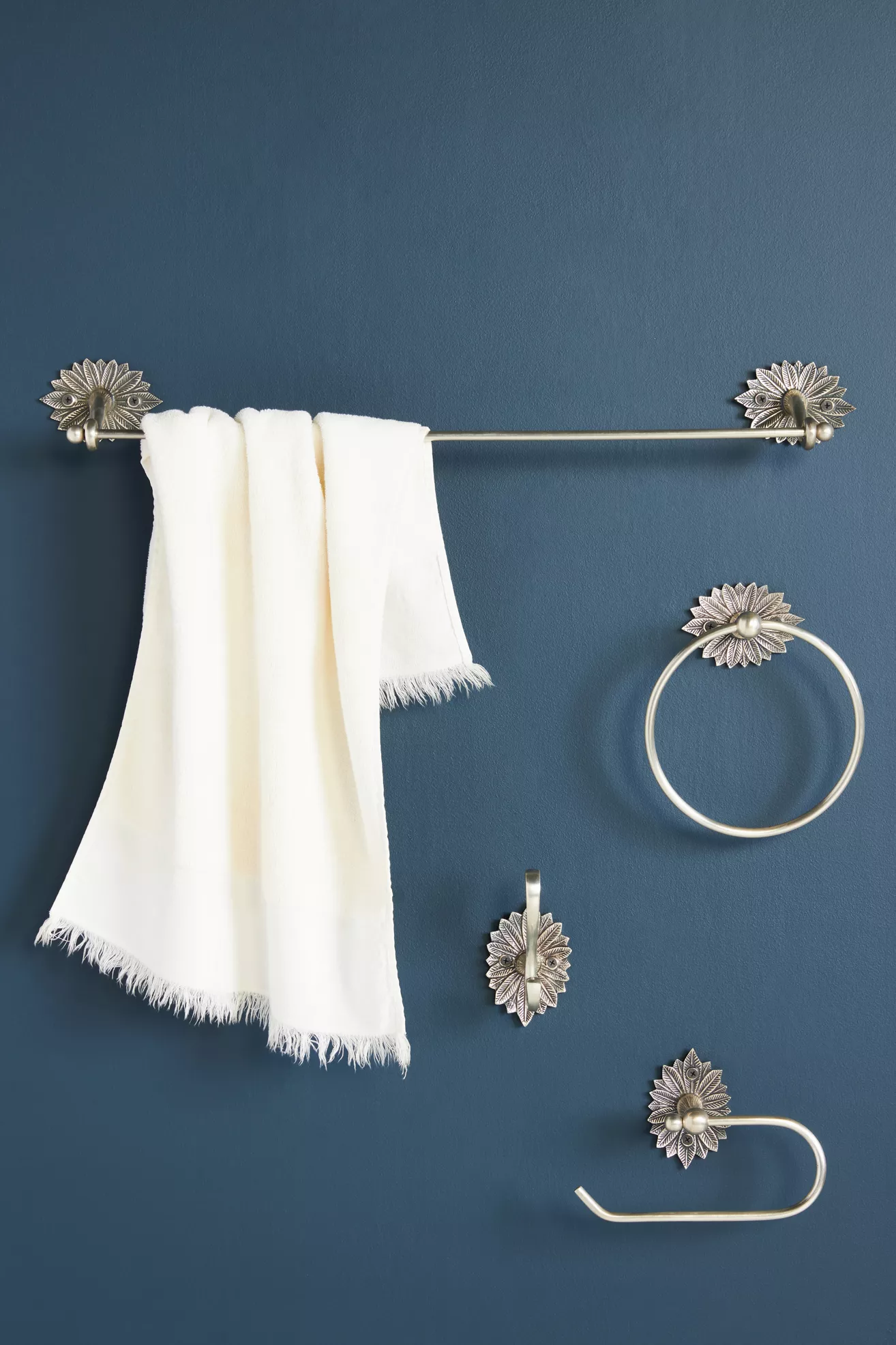 Demeter Feather Towel Hook - thumbnail 3