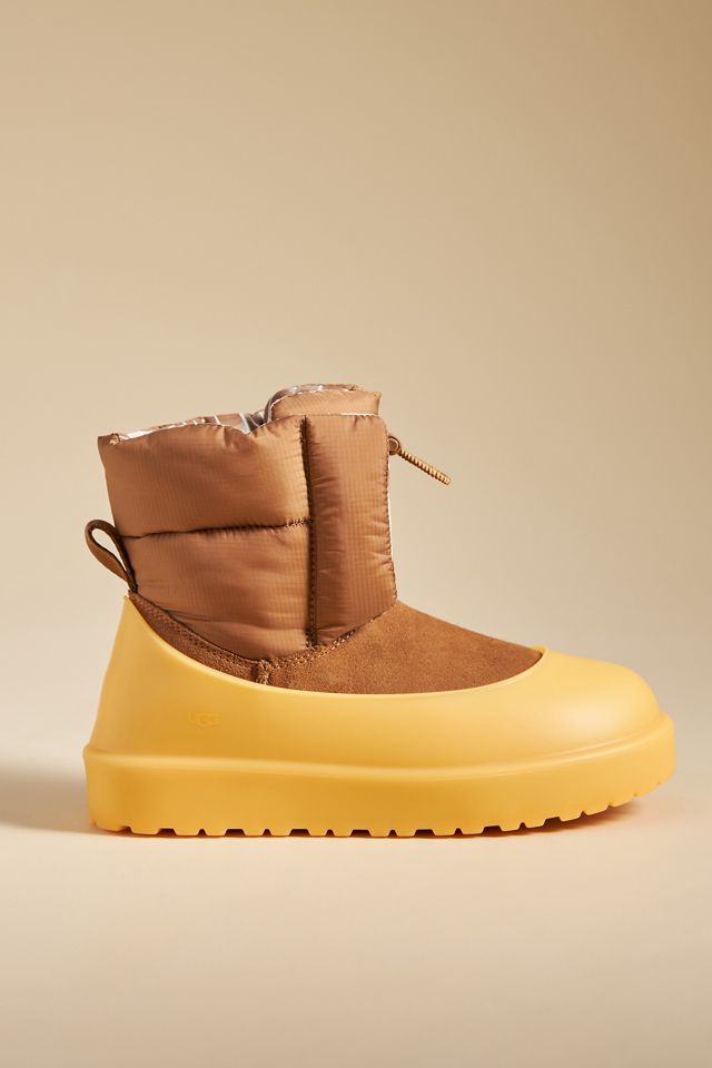 UGG Classic Maxi Toggle Booties #1