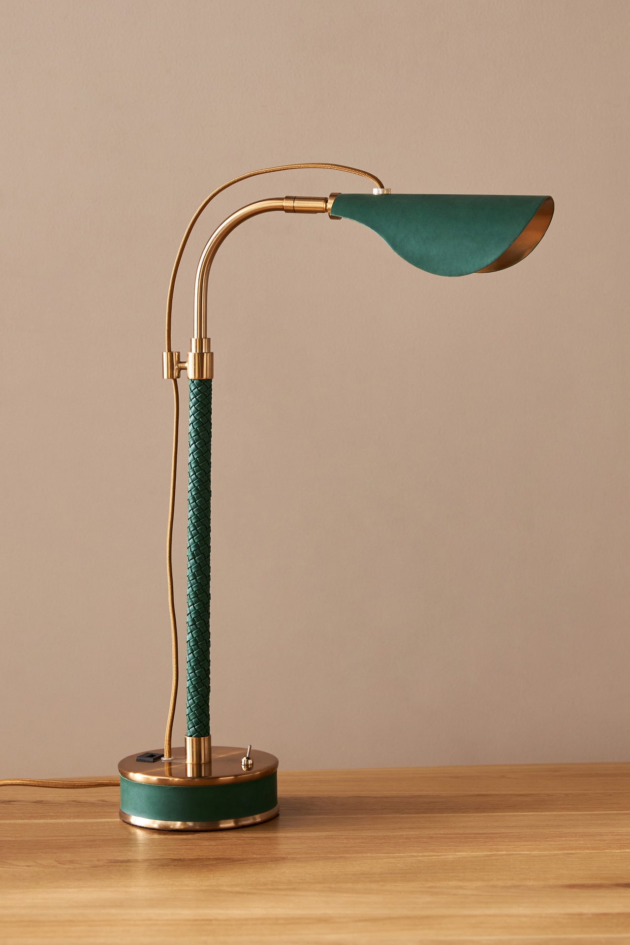 Granger Task Lamp