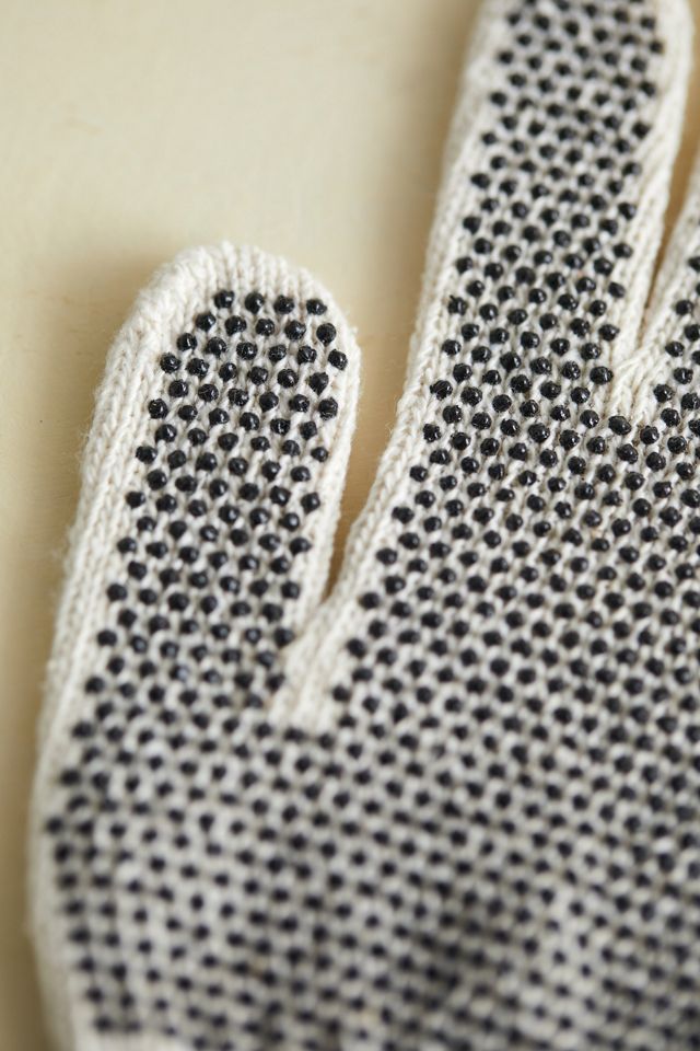 Radish Garden Gloves #3