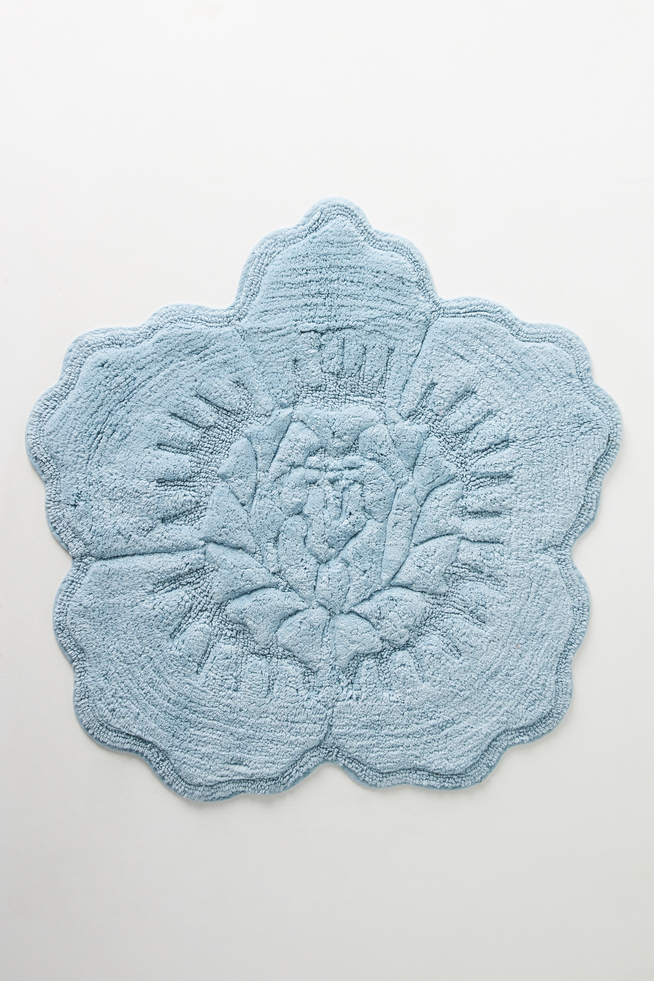 Castile Tufted Cotton Rose Bath Mat