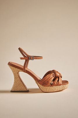 Vicenza Knotted Platform Heels In White