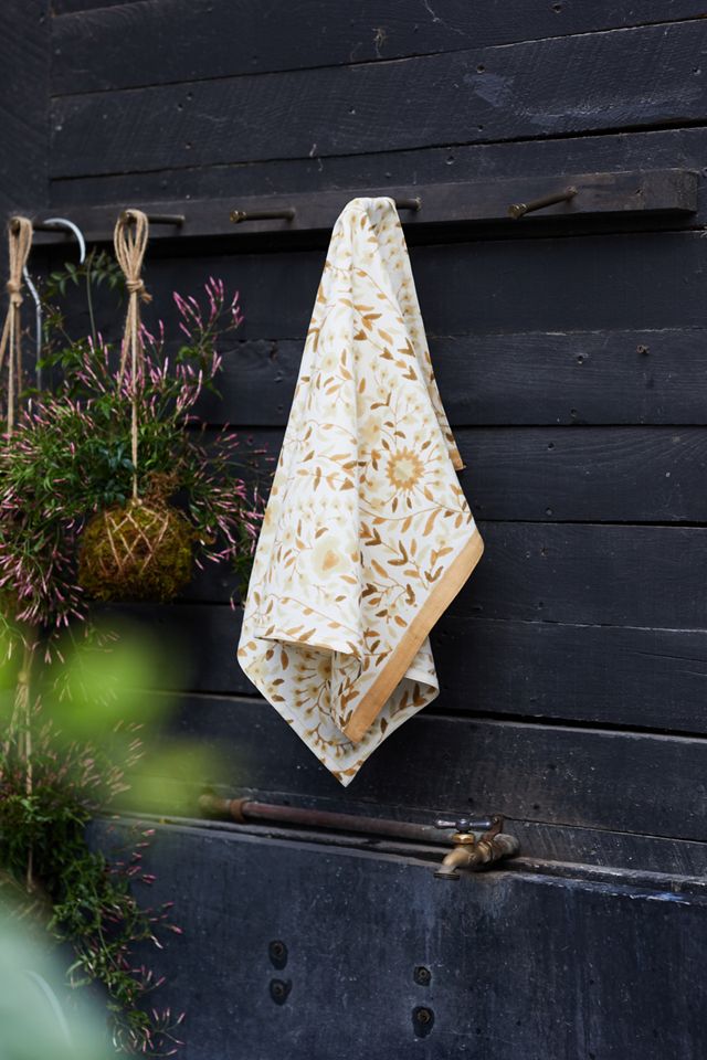 Sandstone Trailing Flowers Dish Towel #1