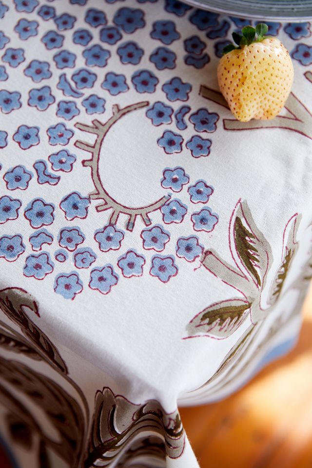 Elderflower Sky Tablecloth #5
