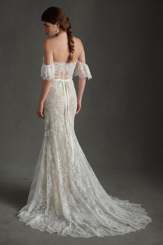 confetti and lace dresses Confête - Yvette Lace A-Line Midi Engagement Photos Dress main image 1