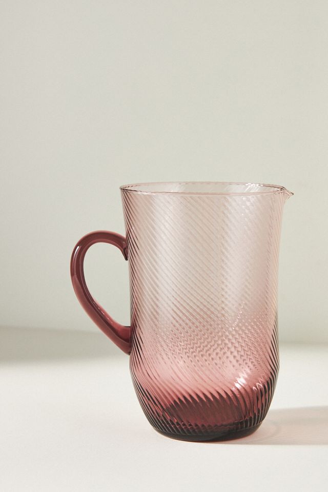 Asta Pitcher