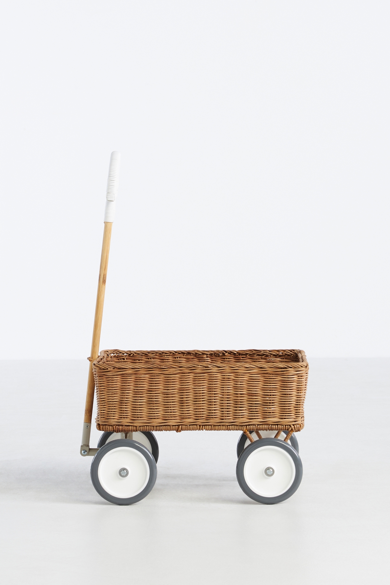 Olli Ella Wicker Wagon