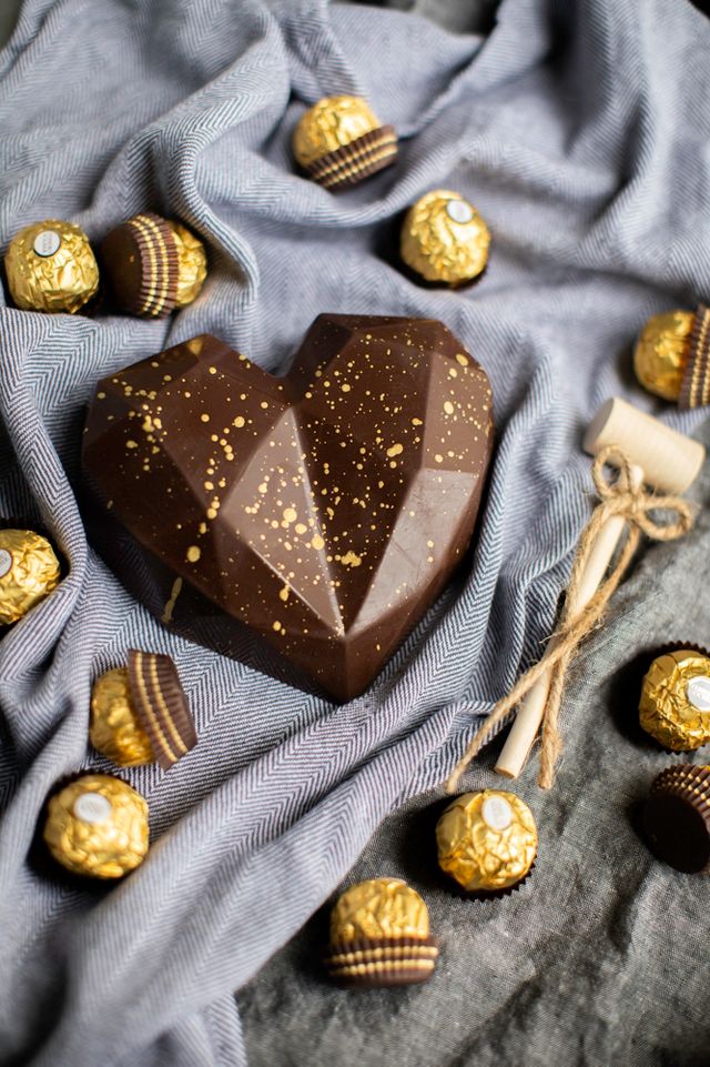 Breakable Chocolate Heart Gift Box