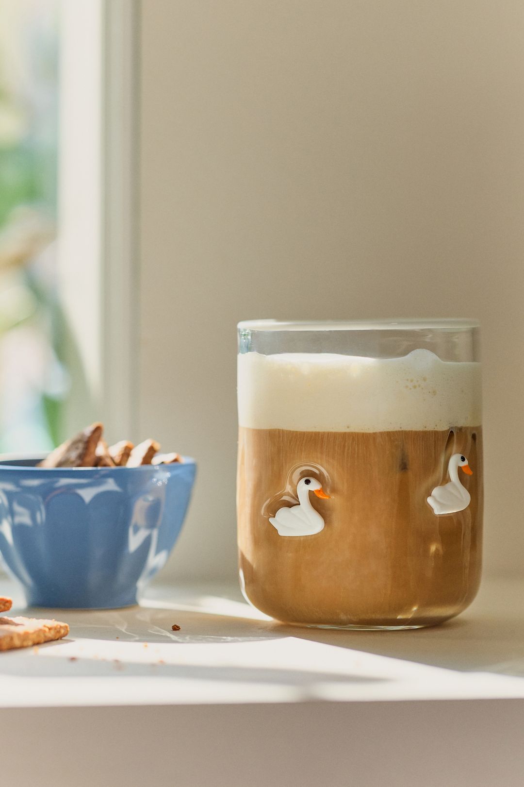 Icon Juice Glass - Swan, One Size