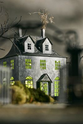 Shop Terrain Concordville Spooky Village Chateau