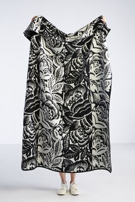 Jacquard Novella Throw Blanket
