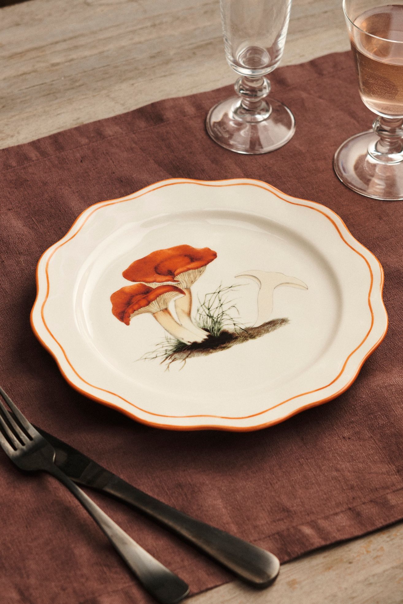 Mushroom Ceramic Plate - Red, One Size