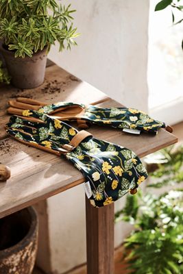 Blossom Veils Embellished Fingerless Gloves