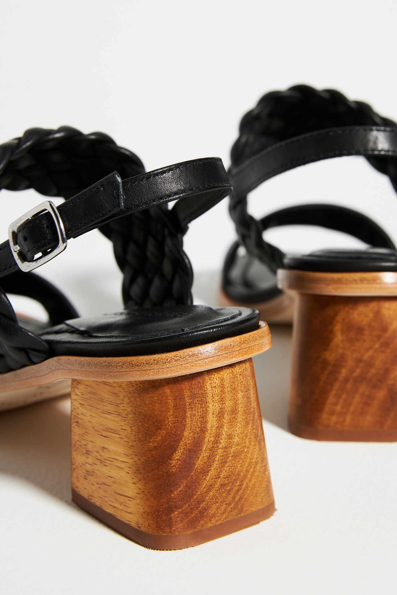 Bernardo Beaufort Heels