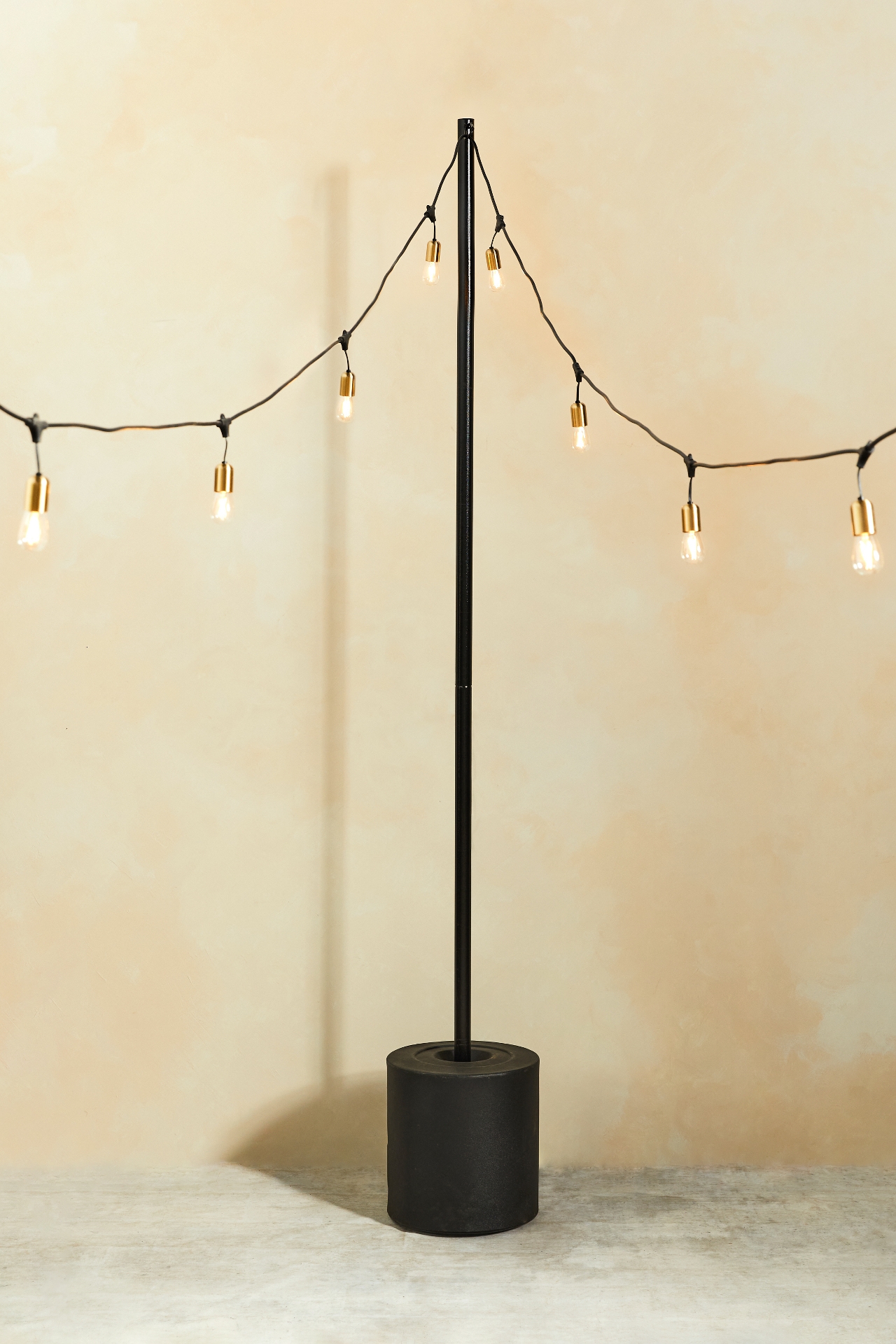 Outdoor Light Strand Pole with Tank