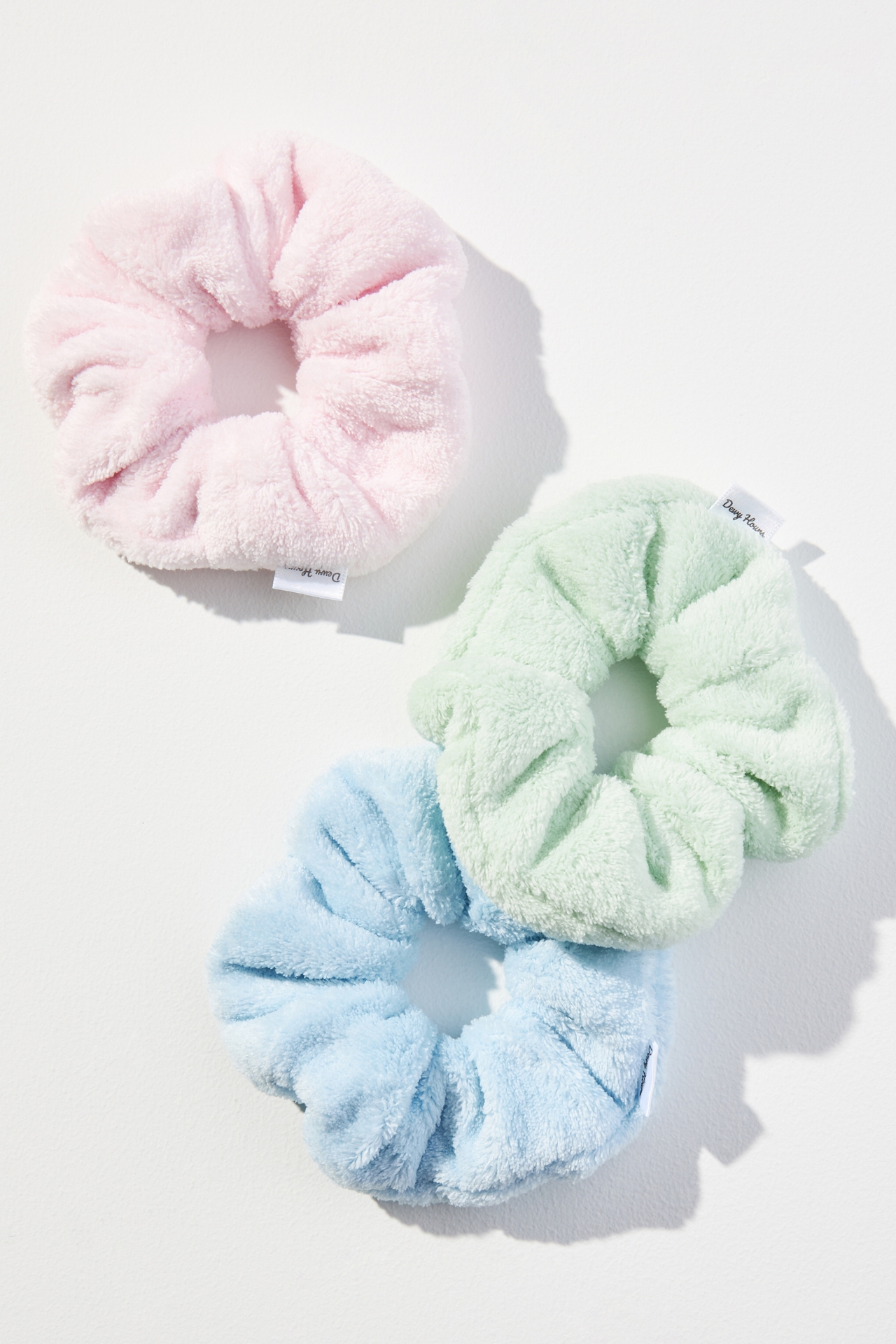 Dewy Hours Waterlock Scrunchie