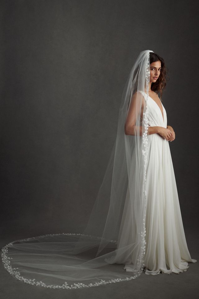 Amsale Embroidered Floral Veil | Anthropologie display picture 3