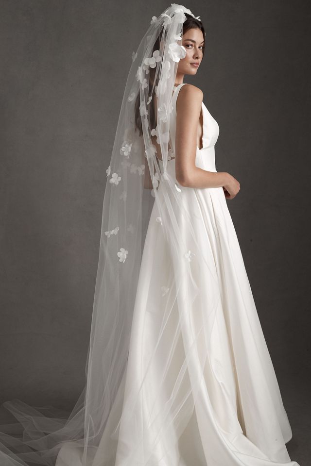 Amsale Three-Dimensional Cathedral Petal Veil #1
