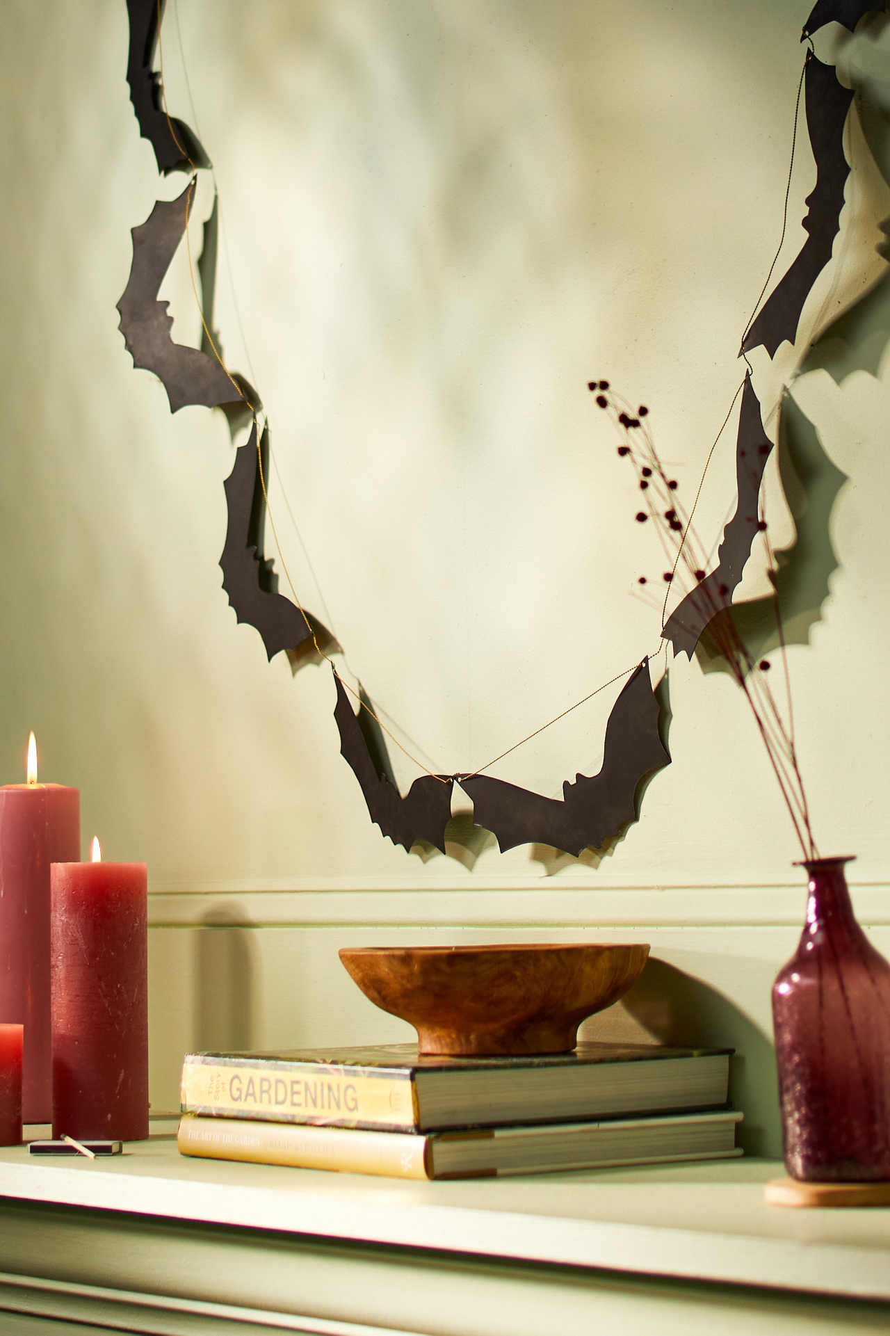 Batty Iron Garland