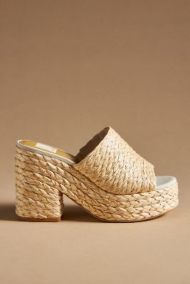 Dolce Vita Elora Platform Heel In Beige