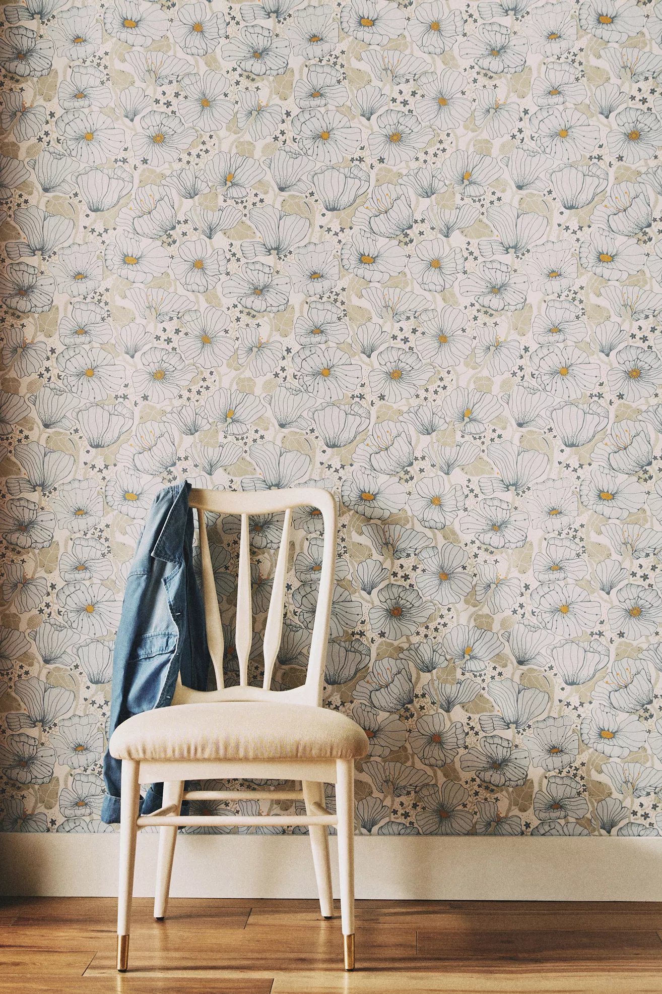 Matilda Poppy Fields Floral Wallpaper - thumbnail 7