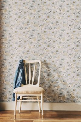 Matilda Poppy Fields Floral Wallpaper