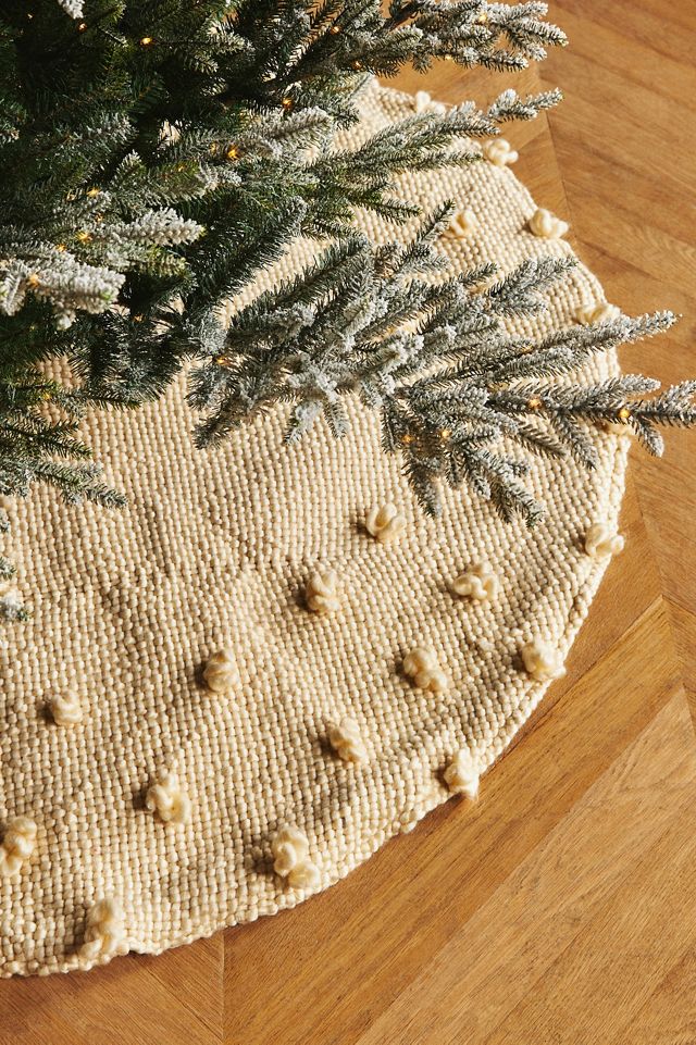 Cozy Bobble Tree Skirt #2