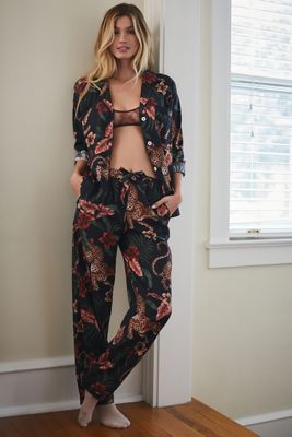 Desmond & Dempsey Soleia Leopard Print Pajama Set