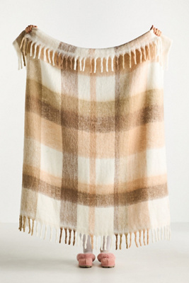 Cozy Cocoon Fringed Throw