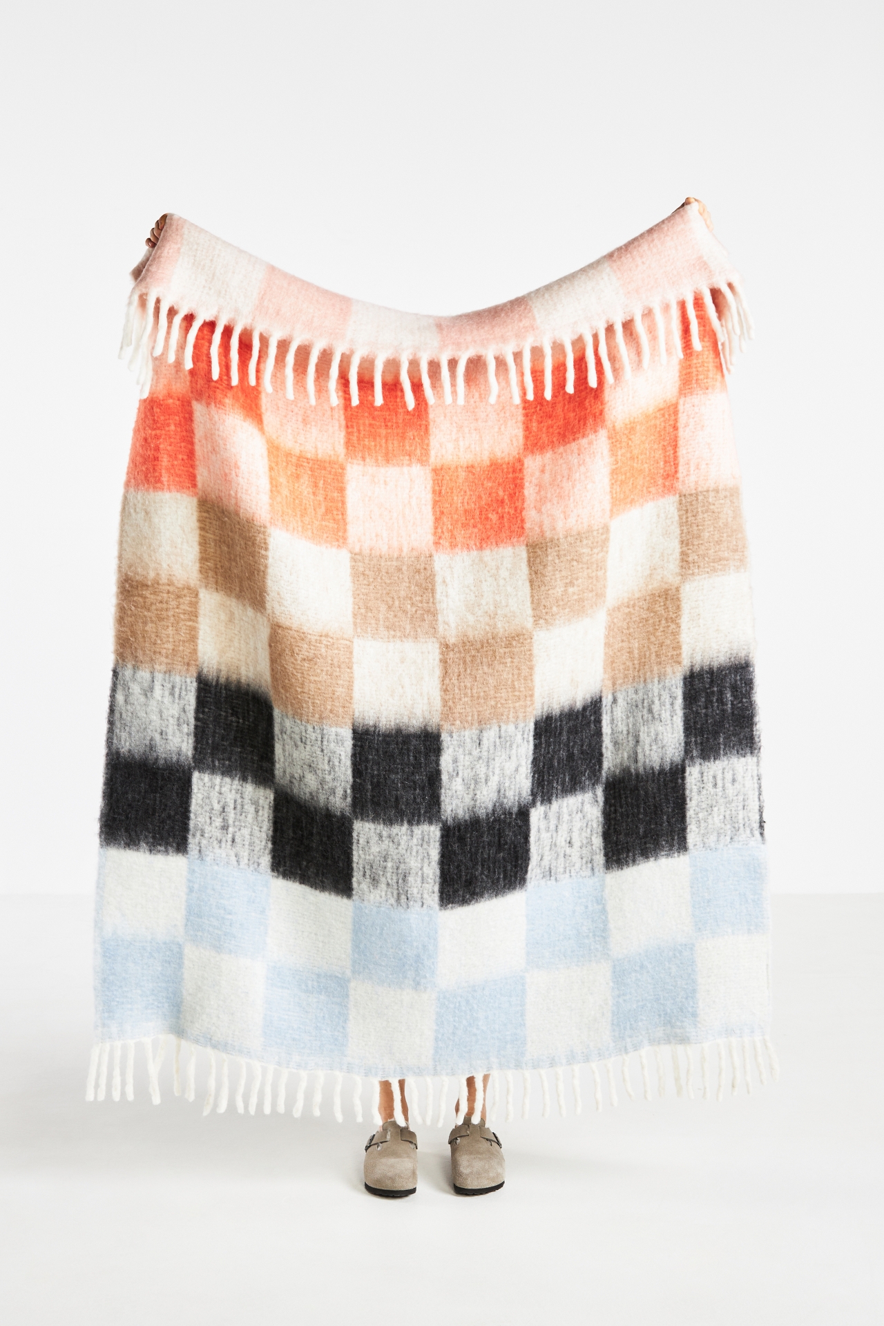 Cozy Cocoon Fringed Throw