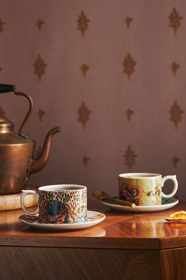 tea cup and saucer set