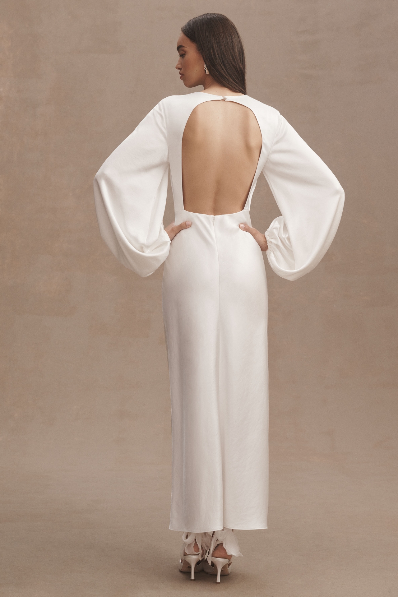 Significant Other Demi Long Sleeve Open-Back Midi Dress