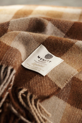 Carmello Plaid Merino Wool Throw - Thumbnail 2
