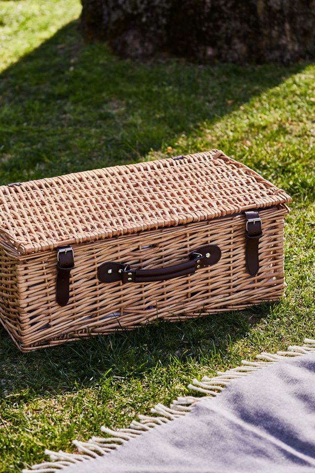 Gingham Woven Wicker Picnic Basket #1