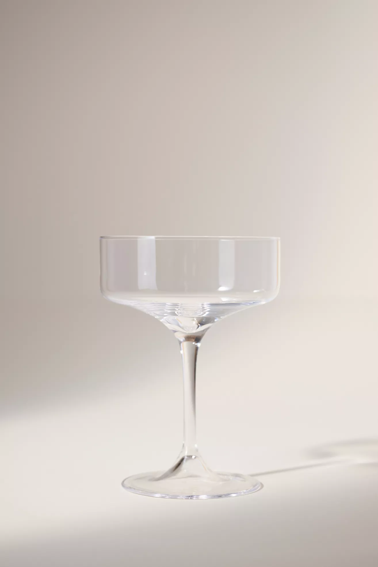 Morgan Coupe Glasses, Set of 4 - thumbnail 6
