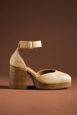 Seychelles Gleaming Heels In Beige