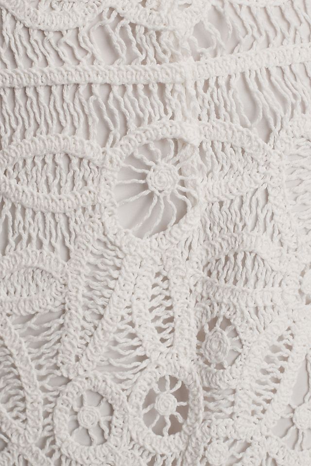 Saylor – Saylor Bernie Cropped Crochet Lace Top & Mini Skirt Set Tenues pour la mariée moderne The Wedding Explorer