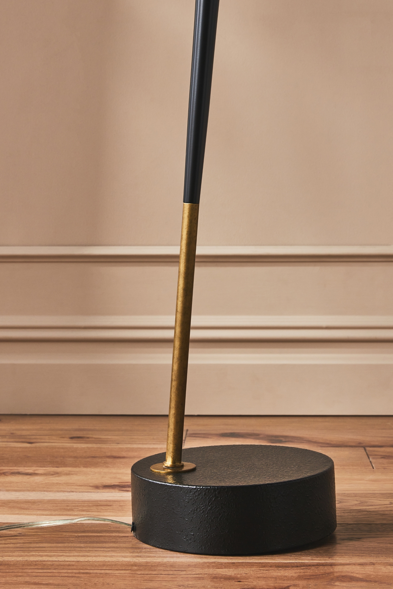 Yasmin Floor Lamp