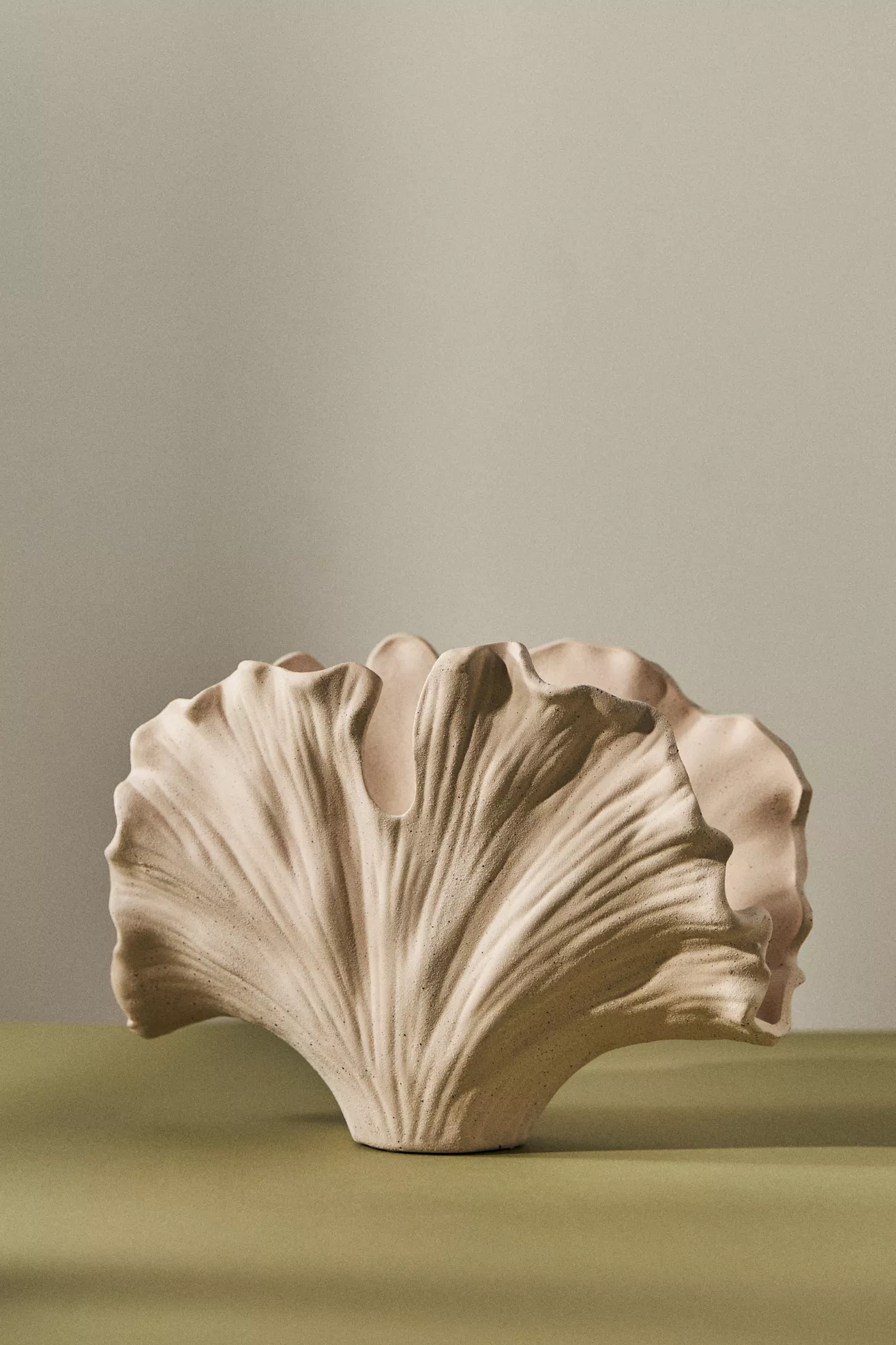 Ginkgo Cream Ceramic Vase - thumbnail 2