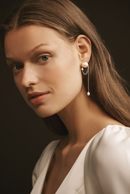 Serefina Baroque Pearl Mismatched Drop Earrings