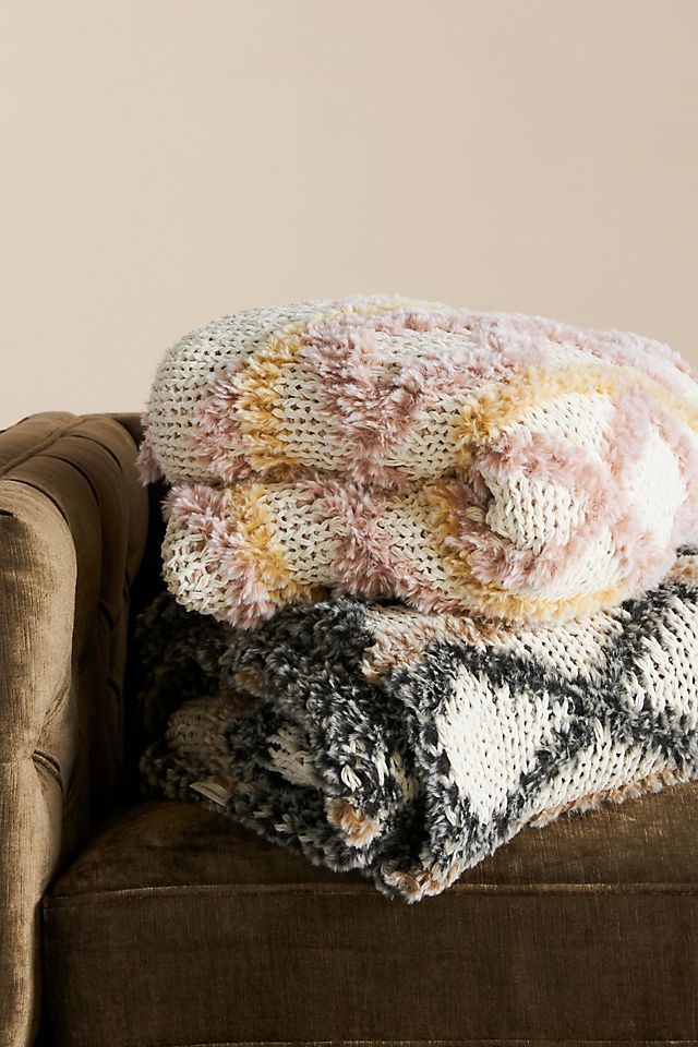 Georgie Cozy Knitted Throw Blanket