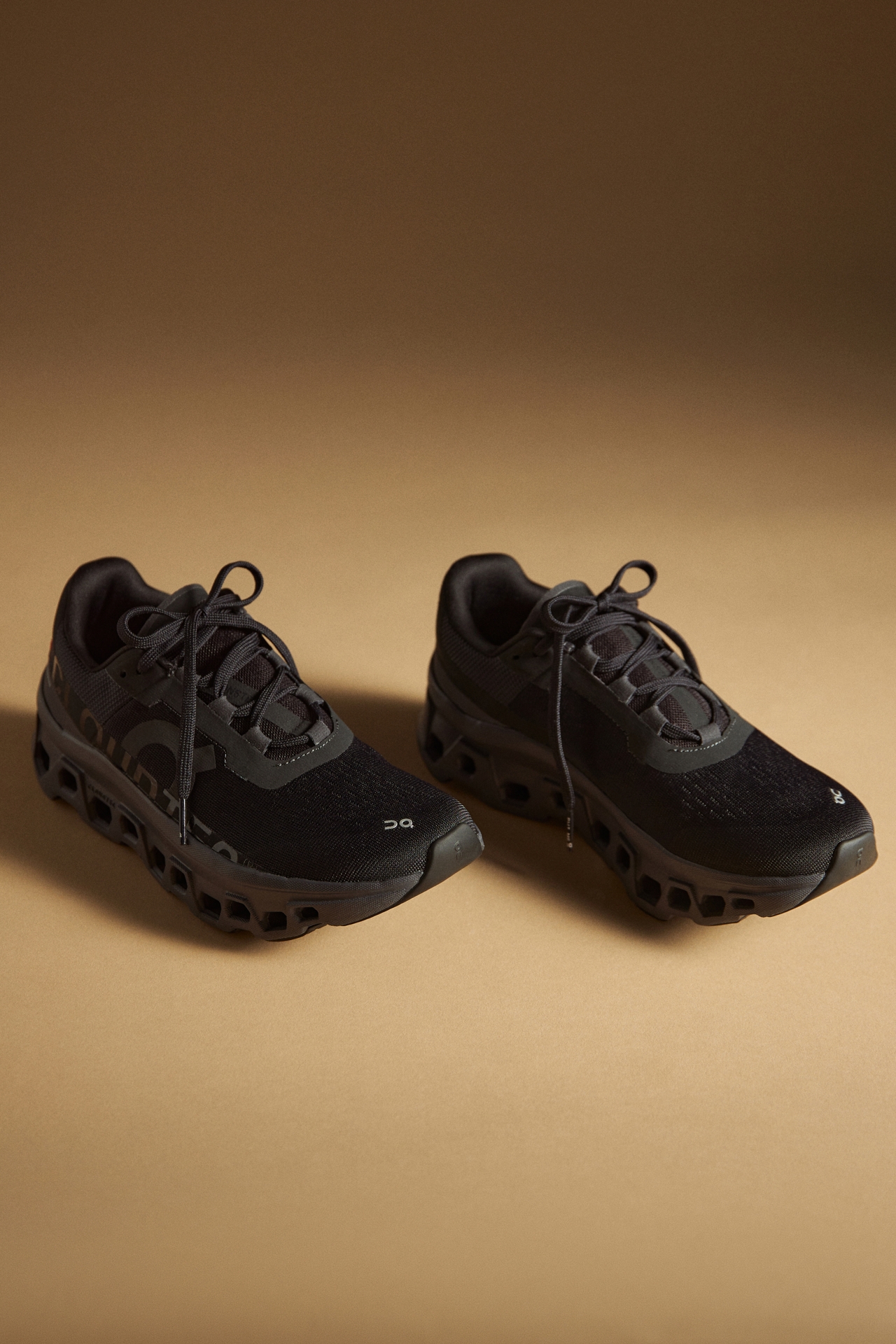 On Cloudmonster Sneakers