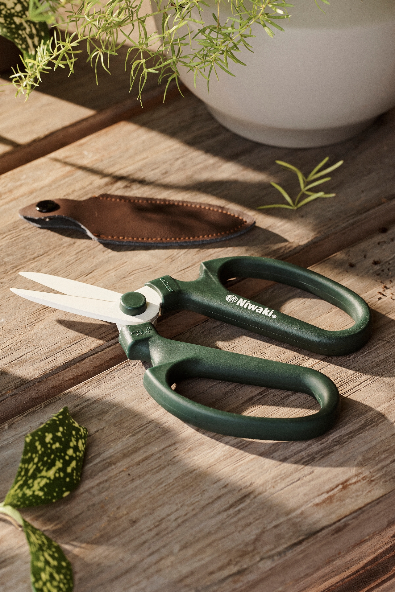 Niwaki Sakagen Floral Scissors