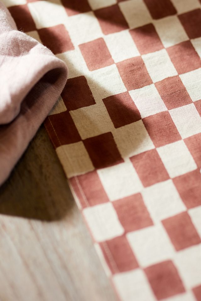 Soil to Studio Linen Blend Runner, Checked Rose #1