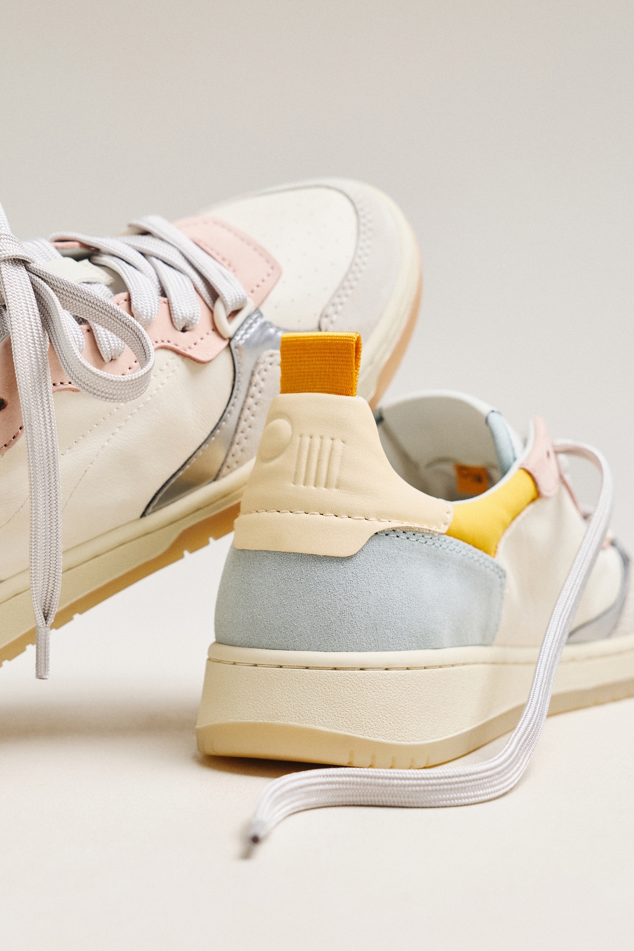 ONCEPT Phoenix Sneakers